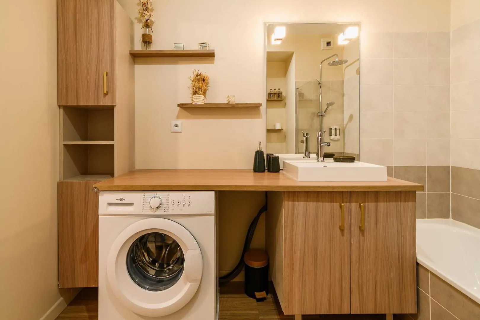 Le Terra Rosa ~ Parking ~ Proche Airbus Apartment Colomiers