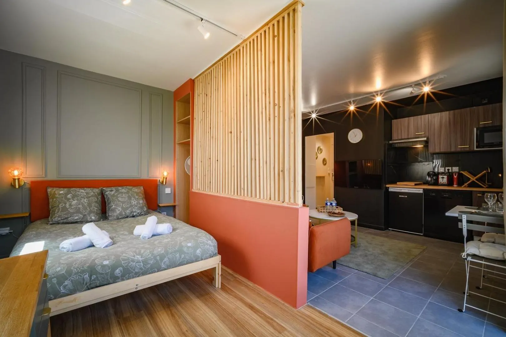 Le Terra Rosa ~ Parking ~ Proche Airbus Apartment Colomiers
